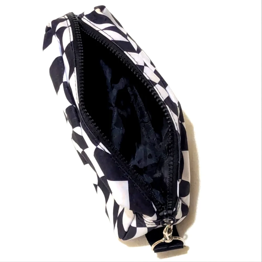 Retro | Funky | Checkered | Clutch | Pouch | Organizer | Beauty | Edgy | Trendy